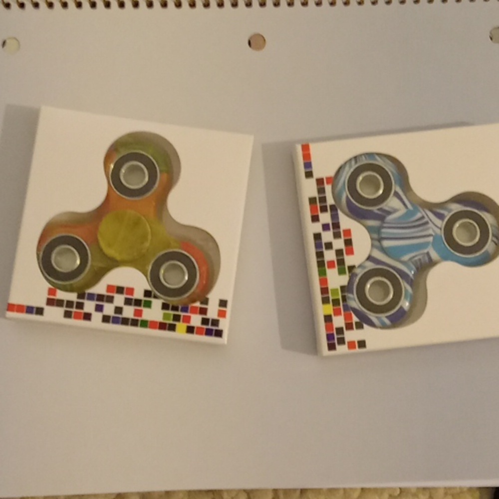 Fidget Spinners bundle of 2